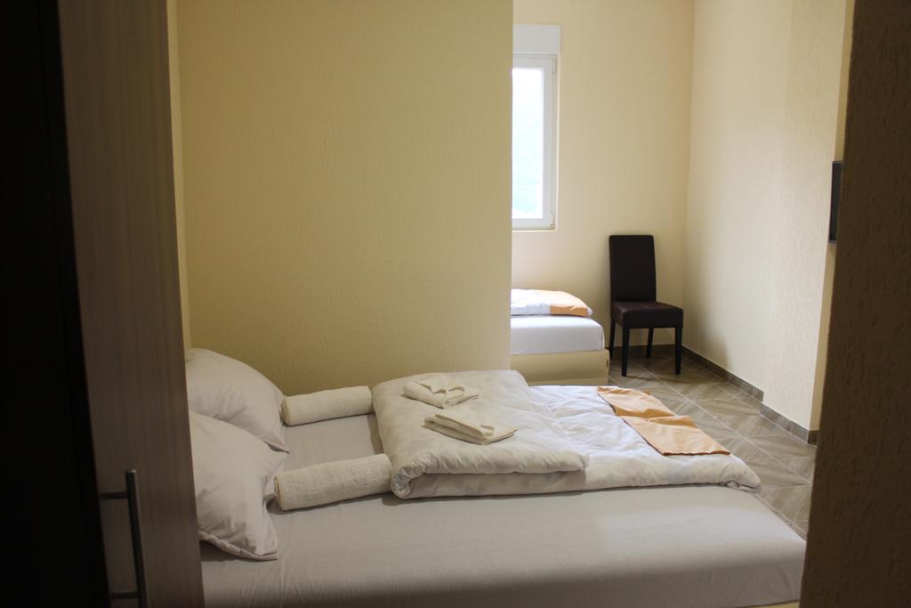 Guesthouse Eko Piva Plužine Eksteriør bilde